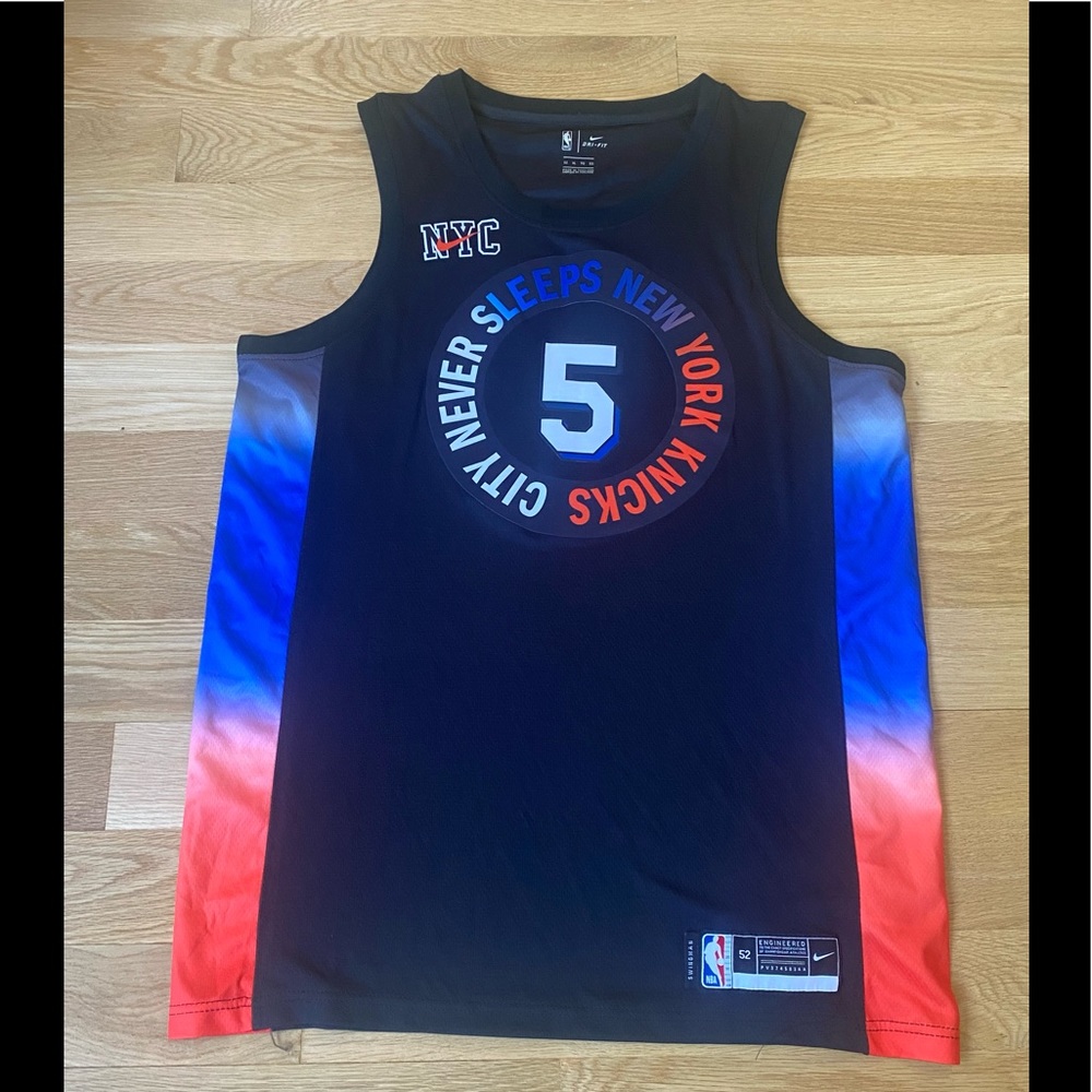 NEW YORK KNICKS CITY NEVER SLEEPS NBA JERSEY #5 IMMANUEL QUICKLEY SIZE XL NIKE